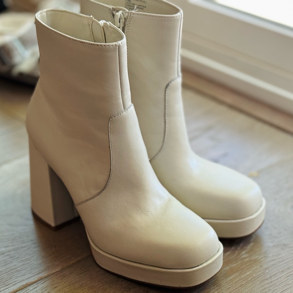 Steve Madden white Heeled Boots with Chunky Platform